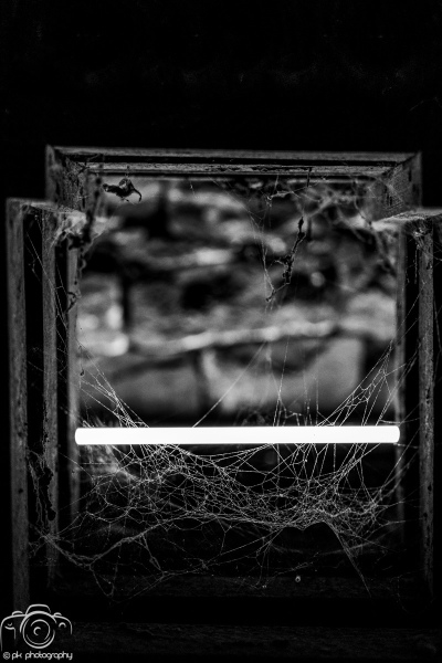 045_BlackWhite