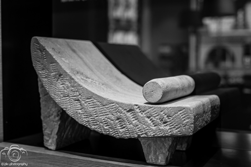 049_BlackWhite