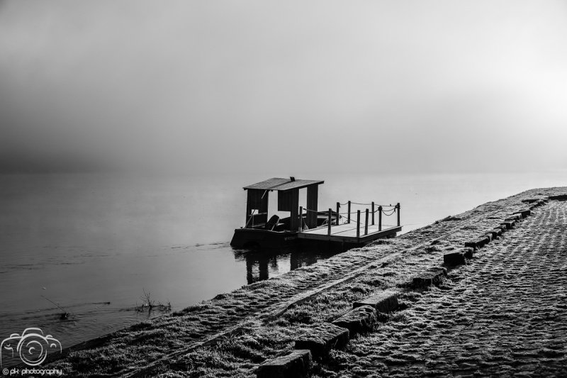 050_BlackWhite